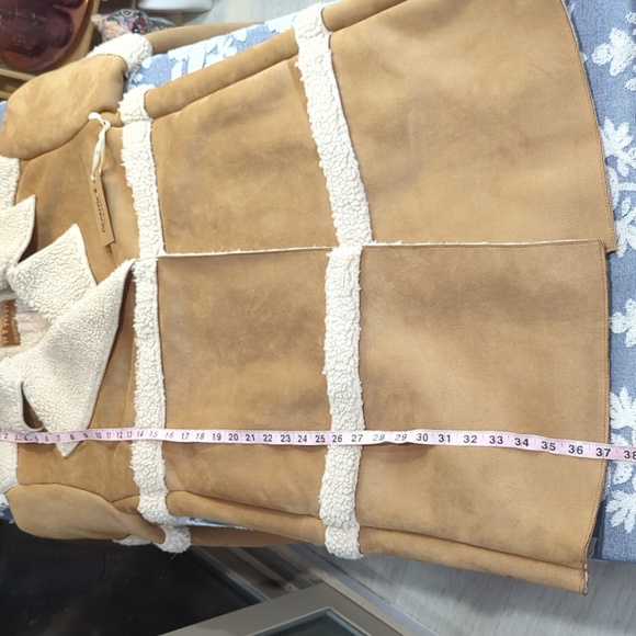 BearPaw Suede and Sherpa Jacket New with Tags - Picture 5 of 11